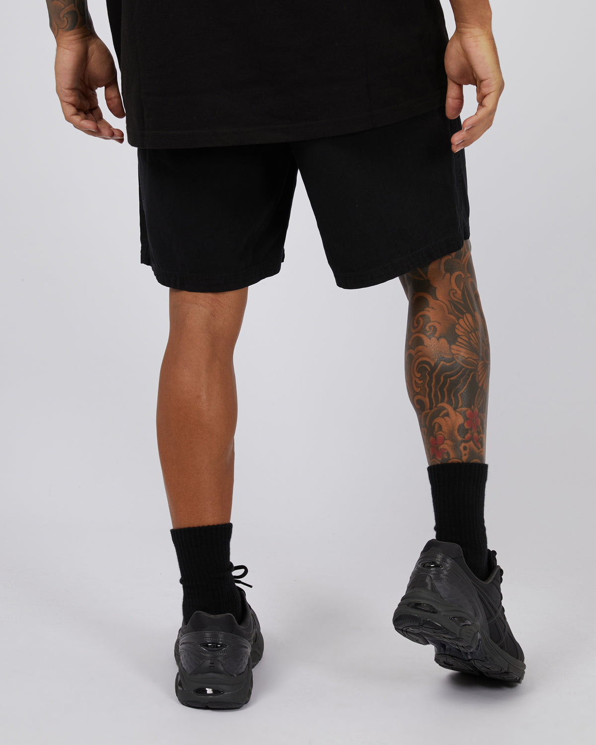 Ridge Tab Short Black