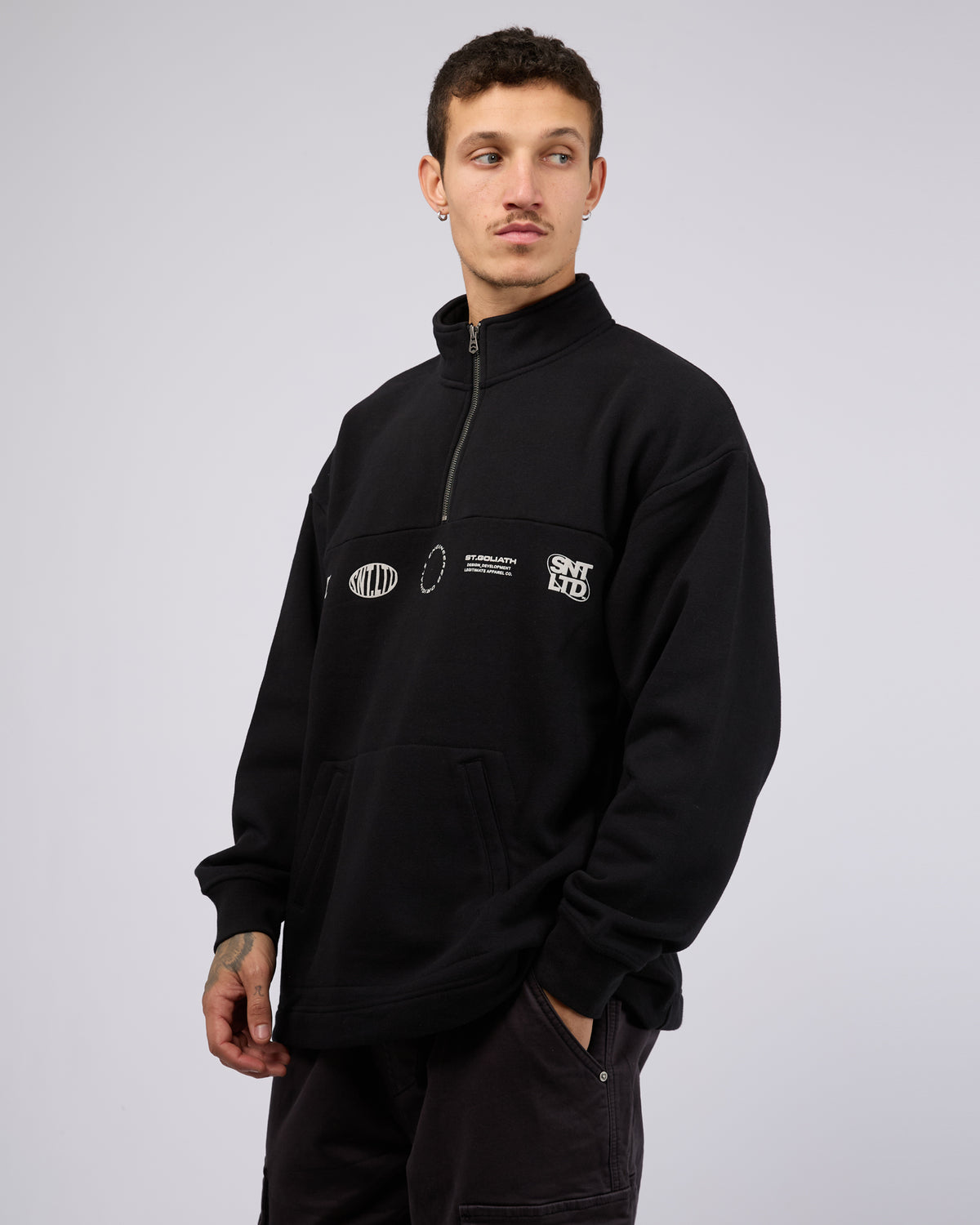 Intergrate Jumper Black