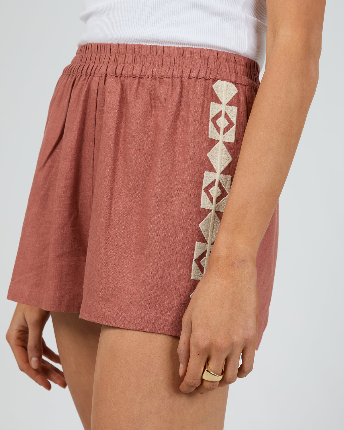 Capri Short Clay