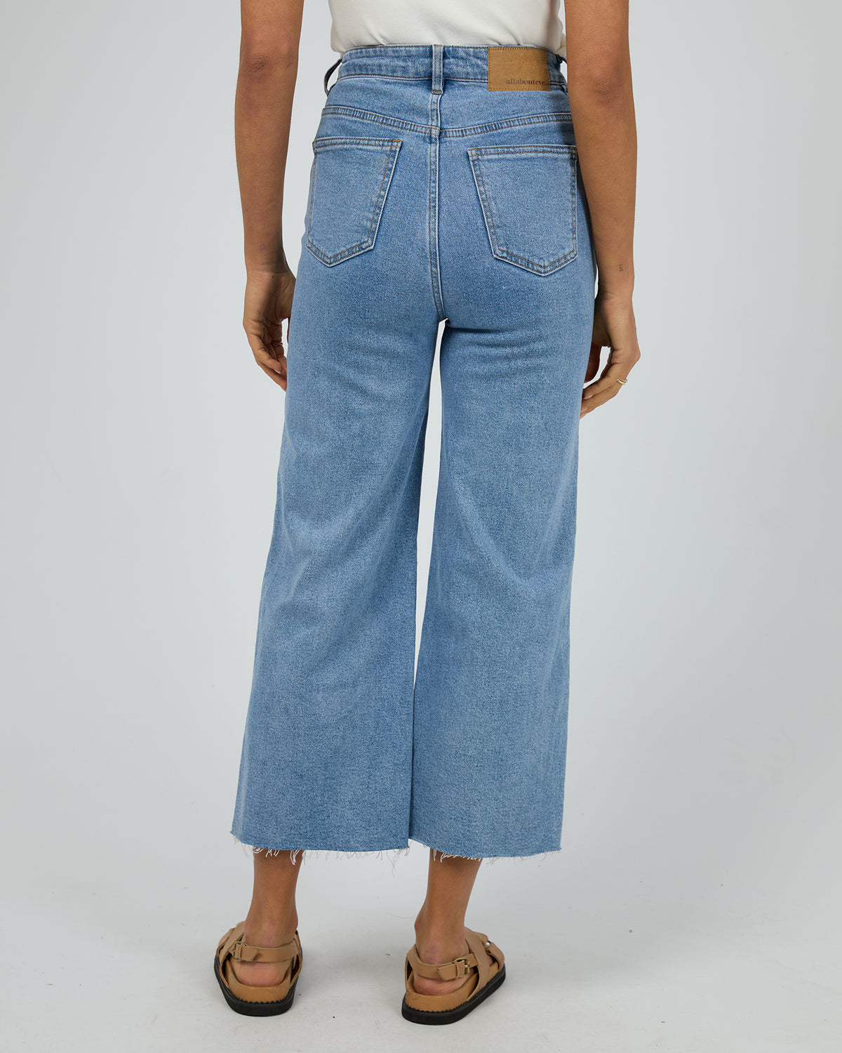 Charlie High Rise Wide Leg Jean Heritage Denim