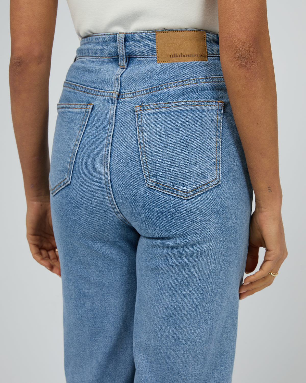 Charlie High Rise Wide Leg Jean Heritage Denim