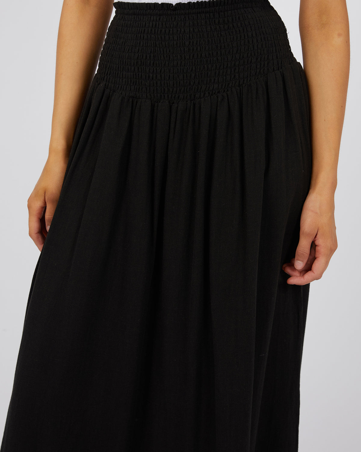 Luxe Linen Shirred Maxi Skirt Black